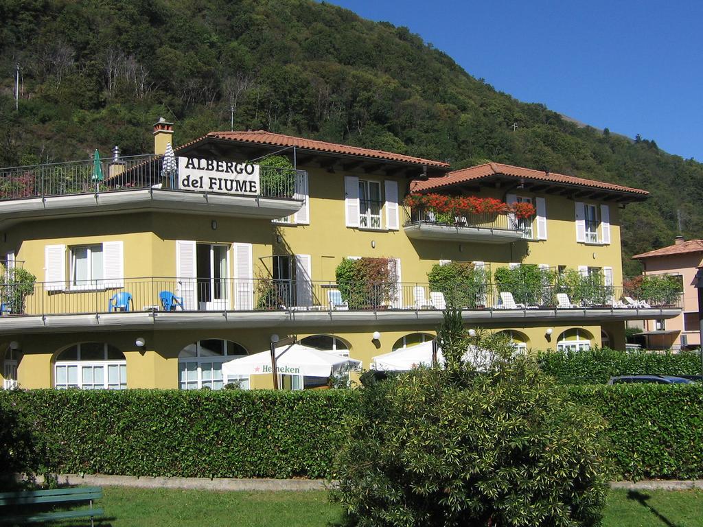 Hotel Del Fiume กันโนบีโอ ภายนอก รูปภาพ